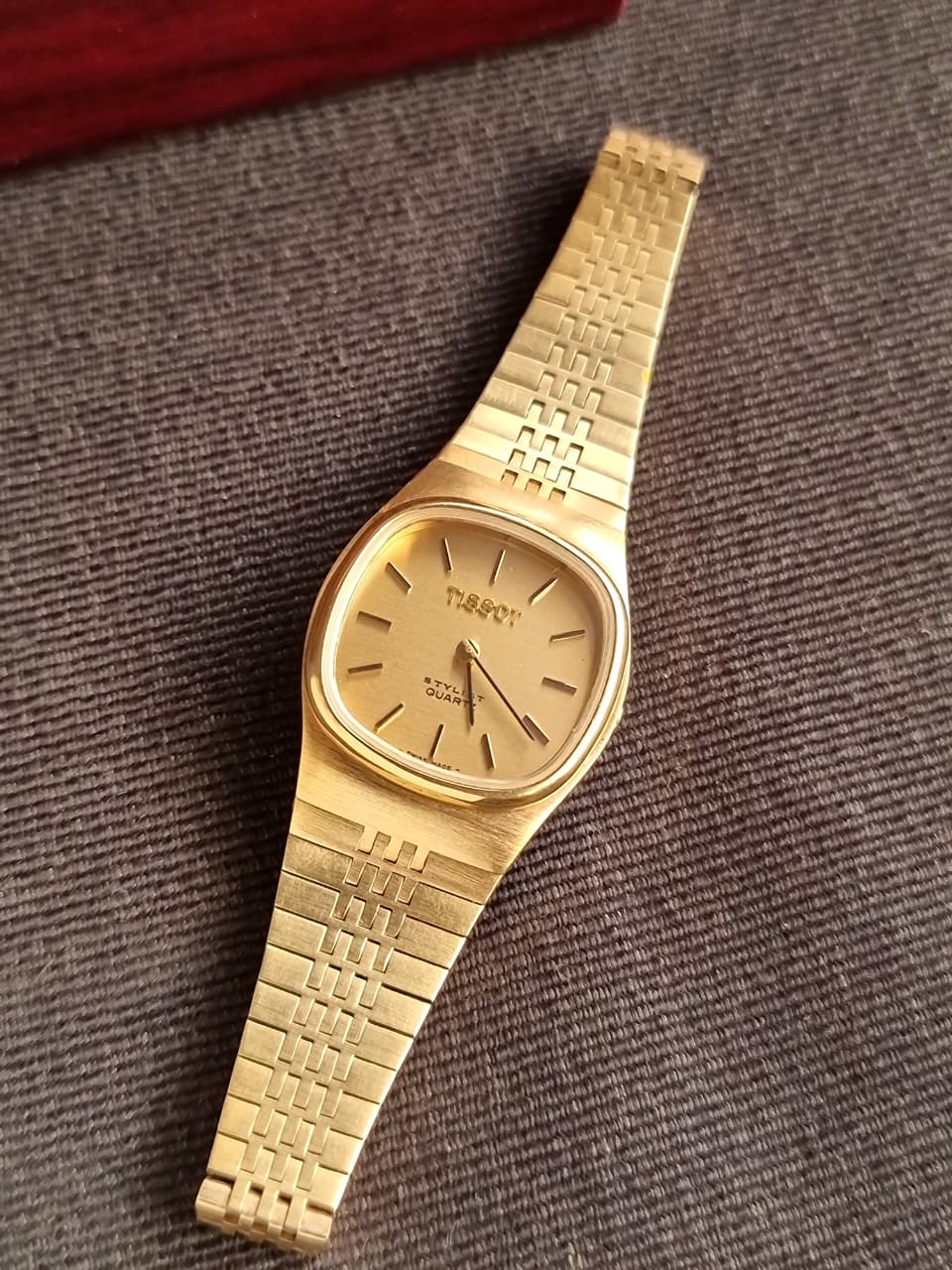 Tissot Vinatge Model Macrone Gold 23mm Dial Quartz Watch - Image 2