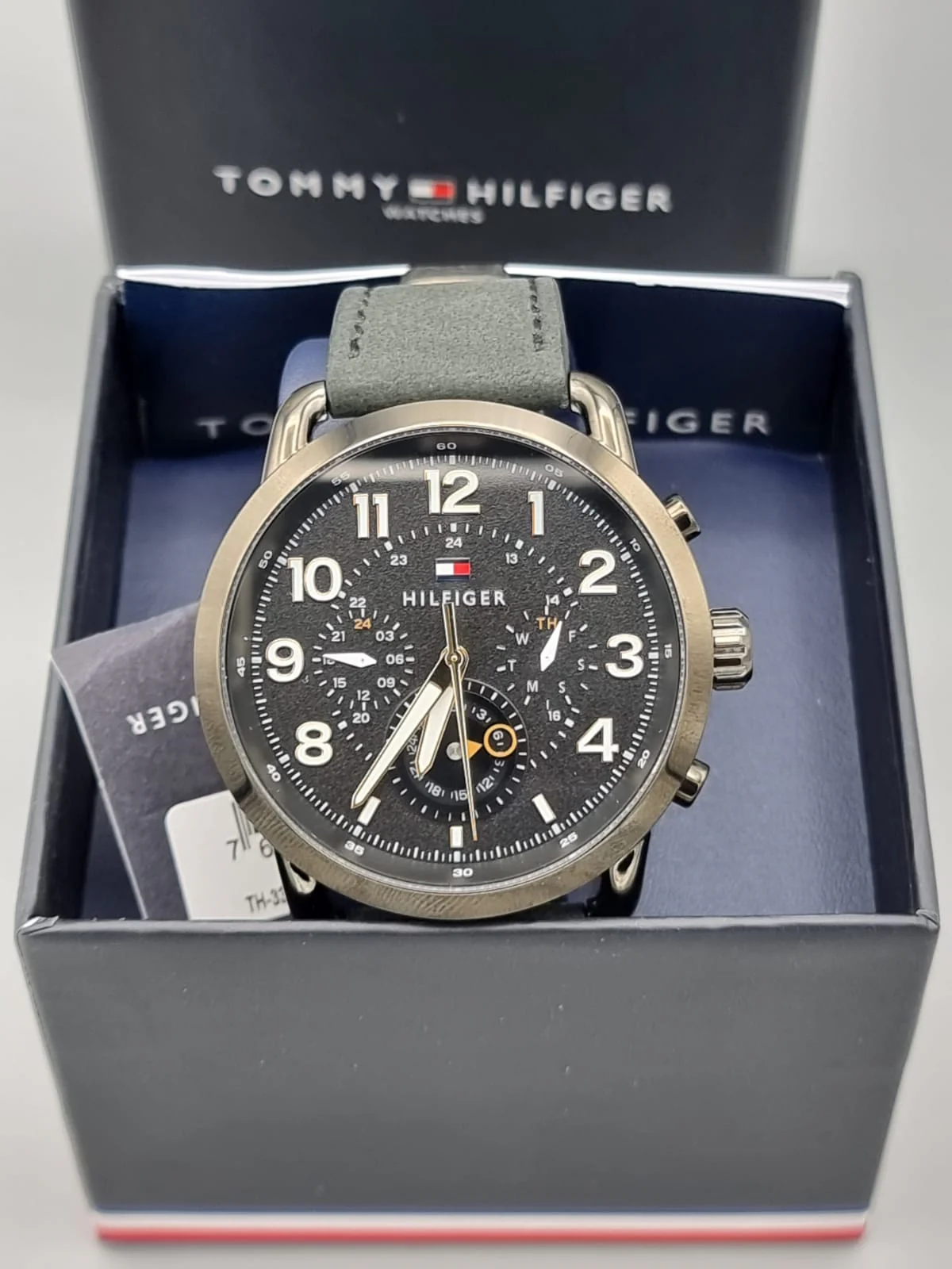 Tommy Hilfiger Briggs Black Dial Leather Strap Men's Watch 1791426 - Image 3