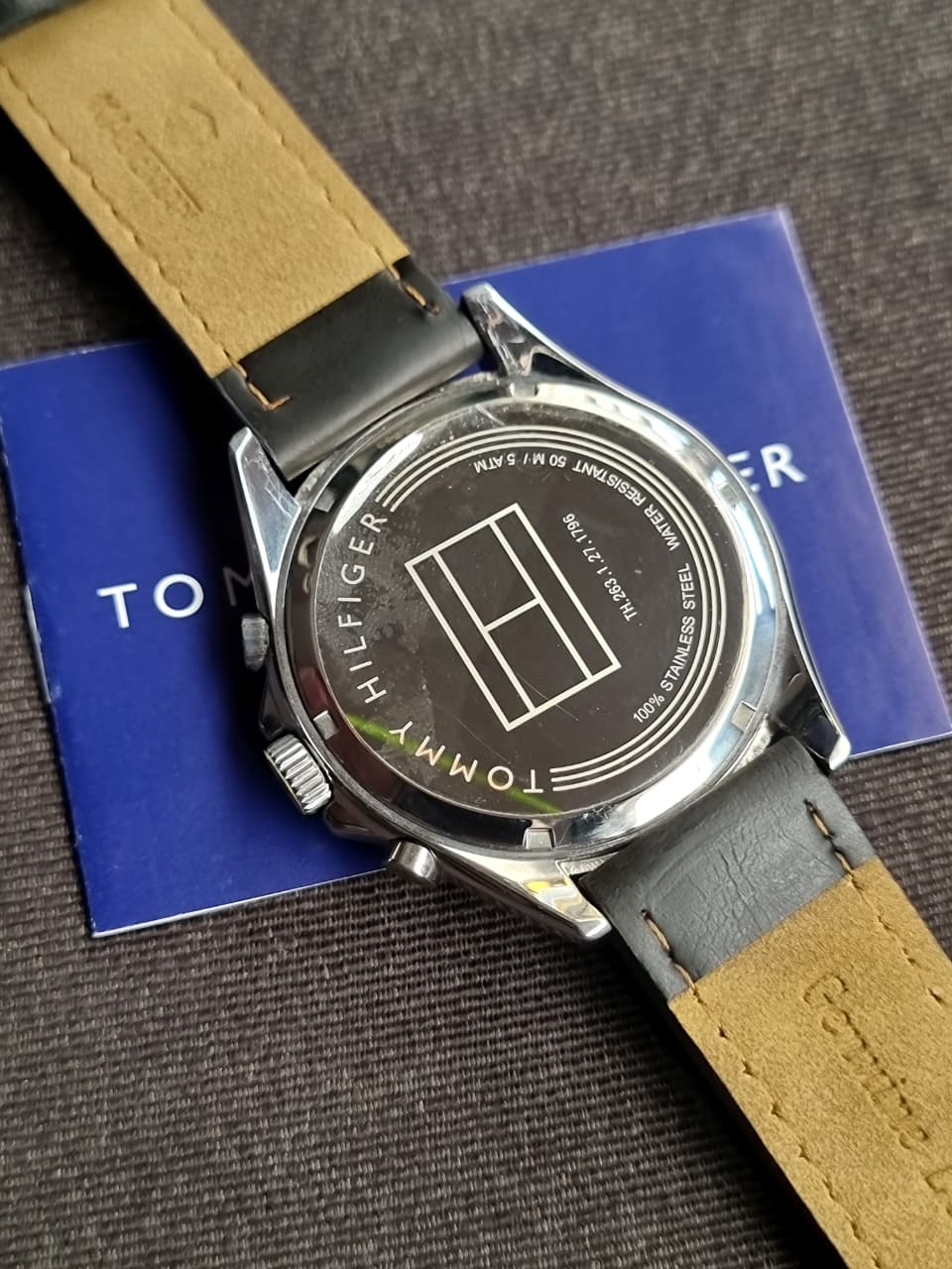TOMMY HILFIGER Luke Multi-Function Black Dial Men's Watch 1791122 (PREOWNED STRAP CHANGED) - Image 6
