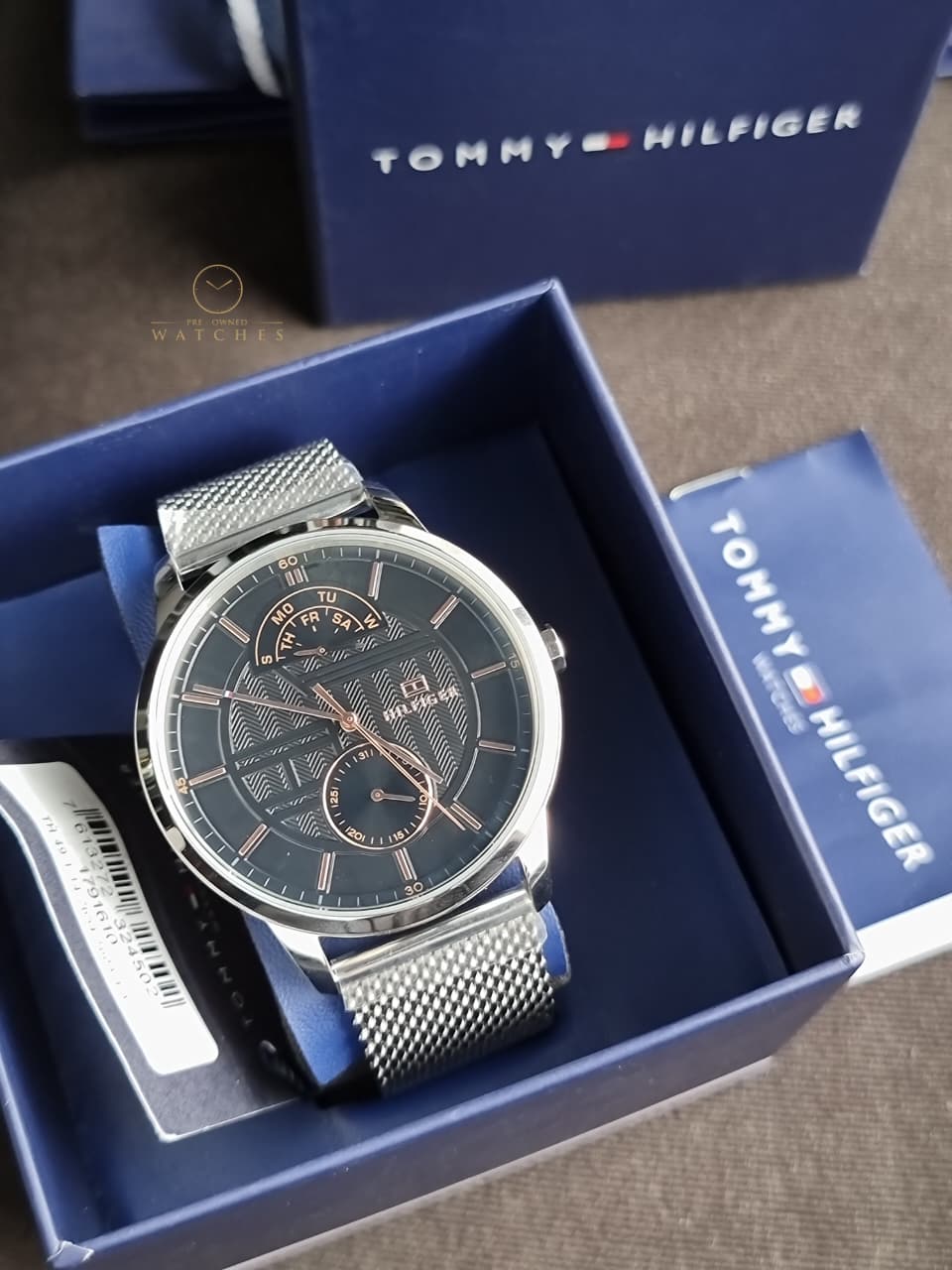 Tommy Hilfiger Men’s Quartz Stainless Steel Black Dial 44mm Watch 1791610 - Image 3