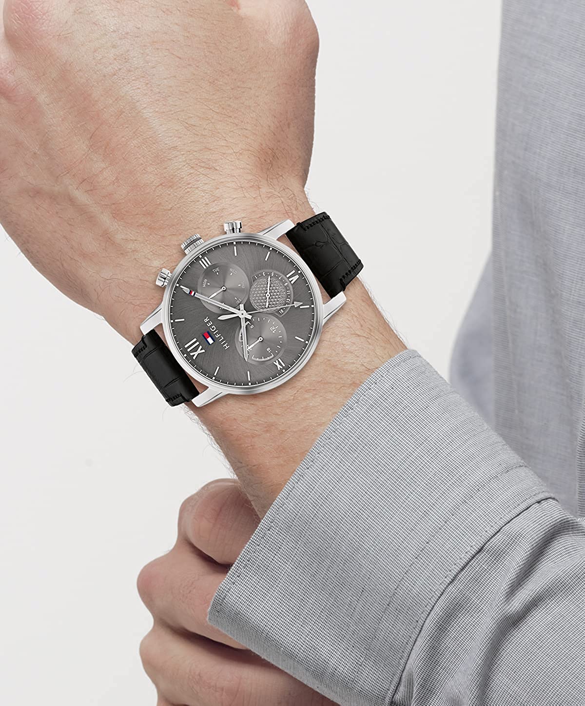 Tommy Hilfiger Men's Quartz Multifunction Stainless Steel and Leather Strap Watch, Color: Black (Model: 1791883) - Image 4