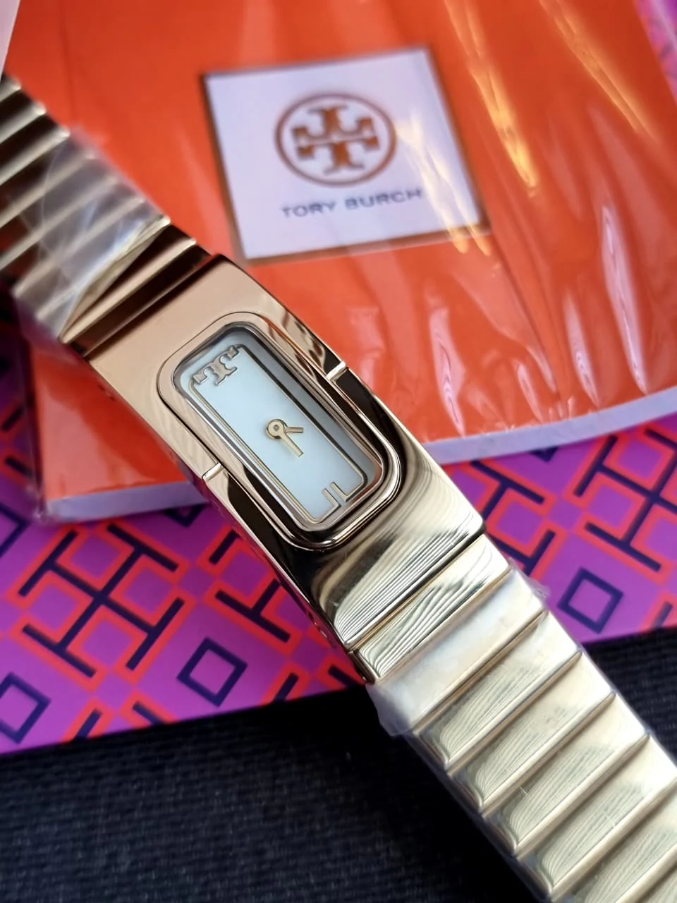 Tory Burch Women’s Quartz Gold Stainless Steel Cream Dial 18mm Watch TBW3045 - Image 5