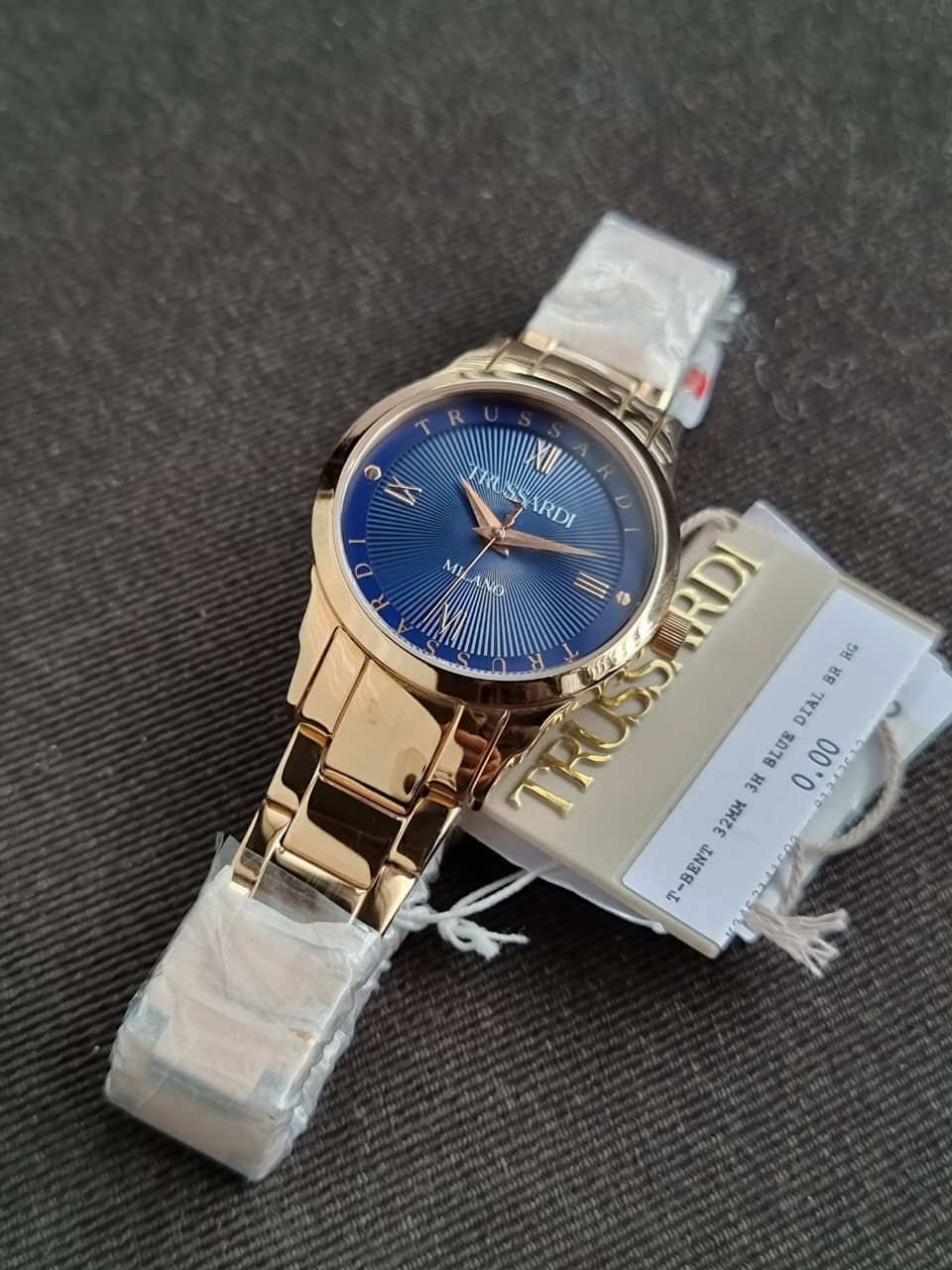 Trusaardi Ladies watch Rose Gold Gents Watch - Image 3