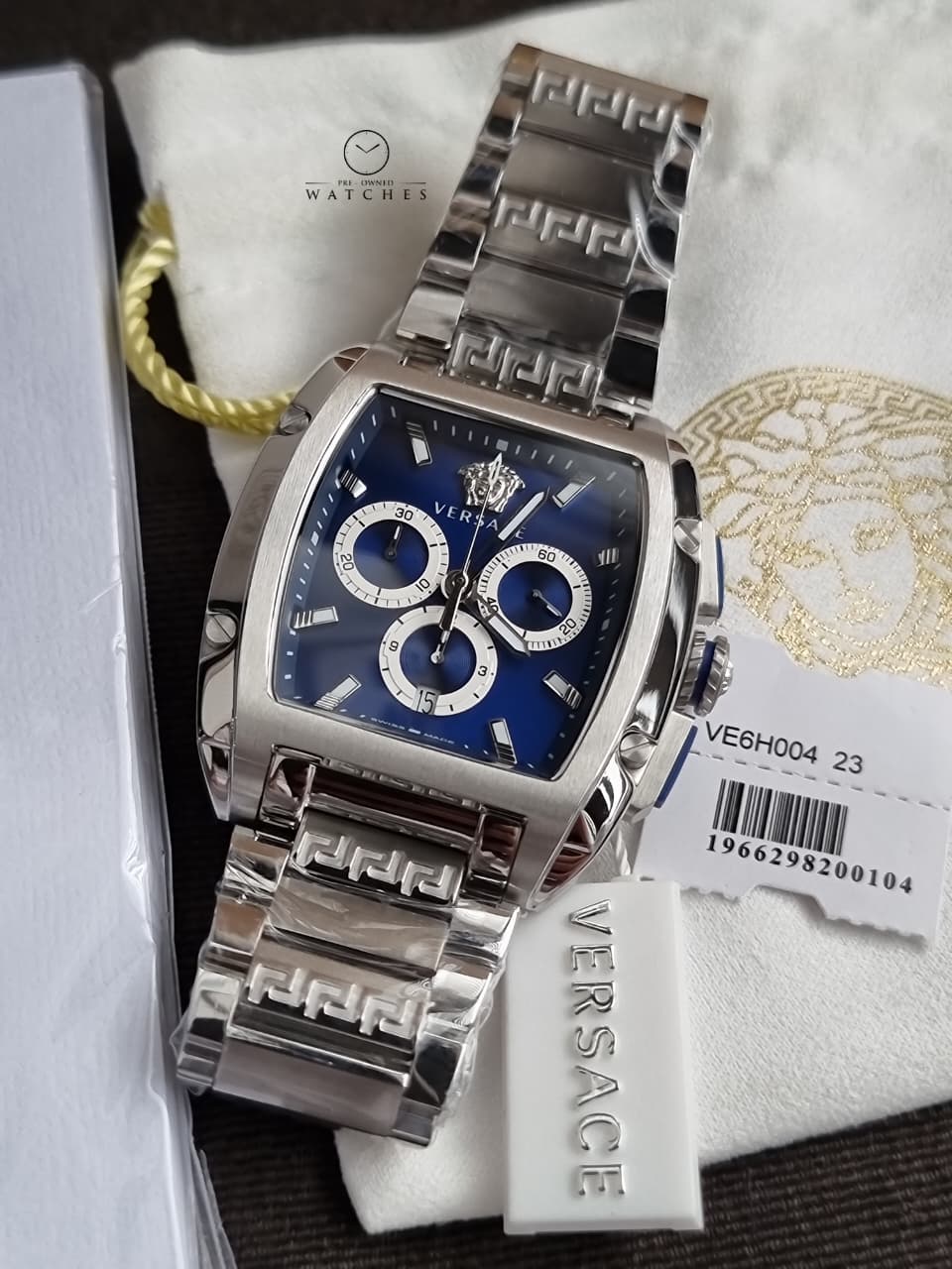 Versace Men’s Quartz Swiss Made Silver Stainless Steel Blue Dial 42mm Watch VE6H00423 - Image 3