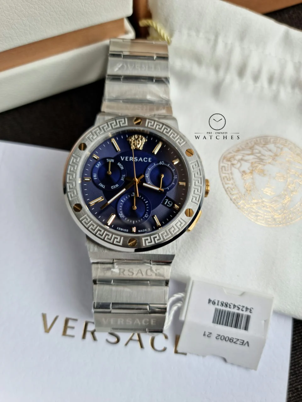 Versace Men’s Quartz Swiss Made Silver Stainless Steel Blue Dial 43mm Watch VEZ900221 - Image 3