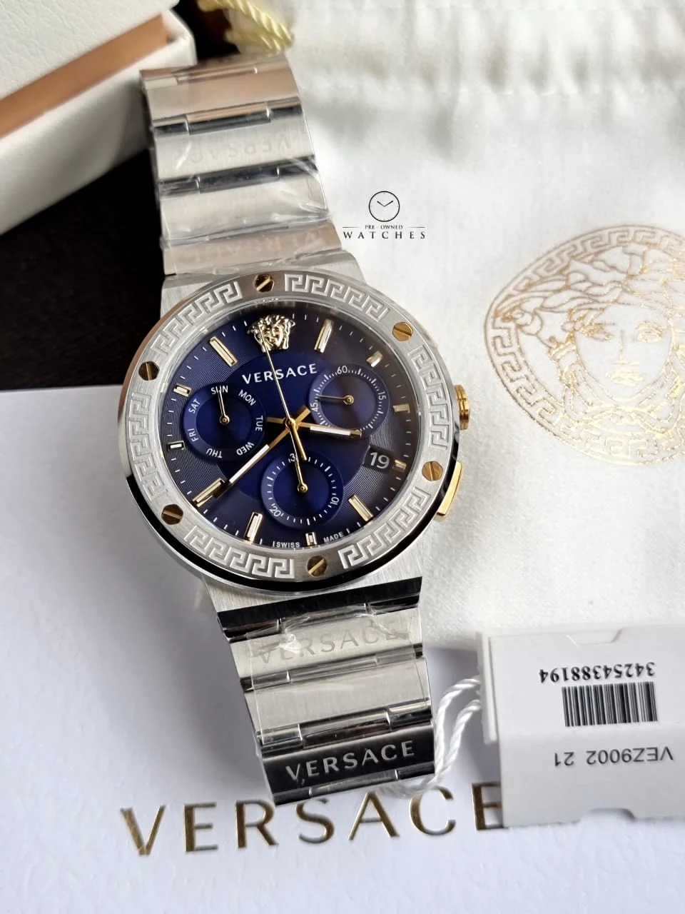 Versace Men’s Quartz Swiss Made Silver Stainless Steel Blue Dial 43mm Watch VEZ900221 - Image 4