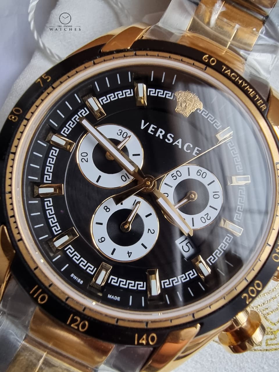 Versace V-Ray VE2I00421 Men's Watch – Chronograph, 44mm, Stainless Steel, 5ATM Quartz - Image 8