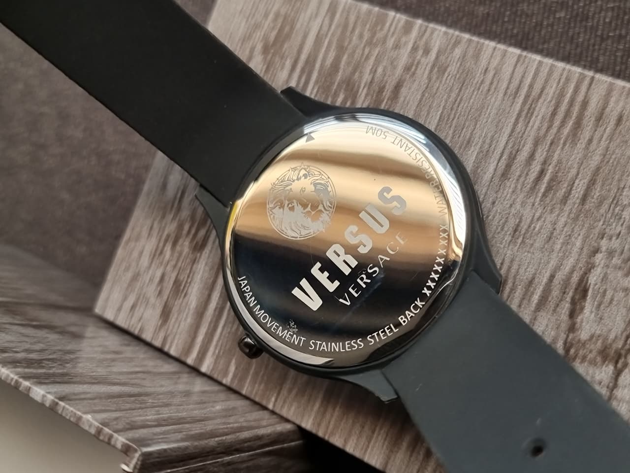 Versus Versace Gents Watch Black Dial black Rubber Strap - Image 2