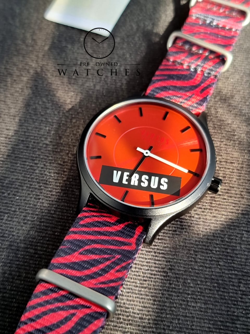 Versus Versace Red Dial 40mm Watch - Image 10