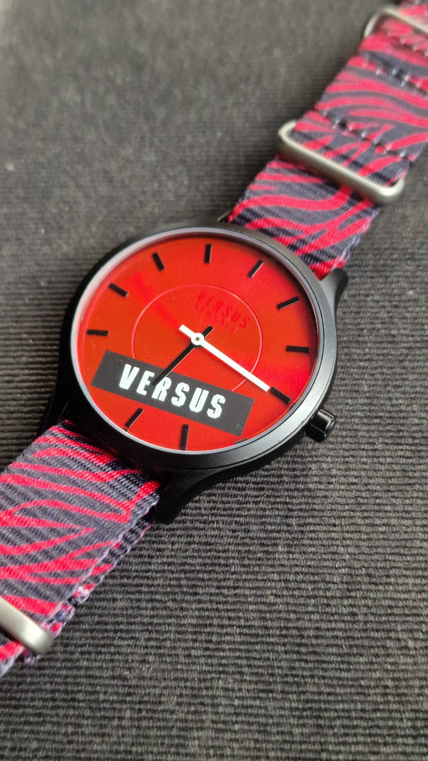Versus Versace Red Dial 40mm Watch - Image 8
