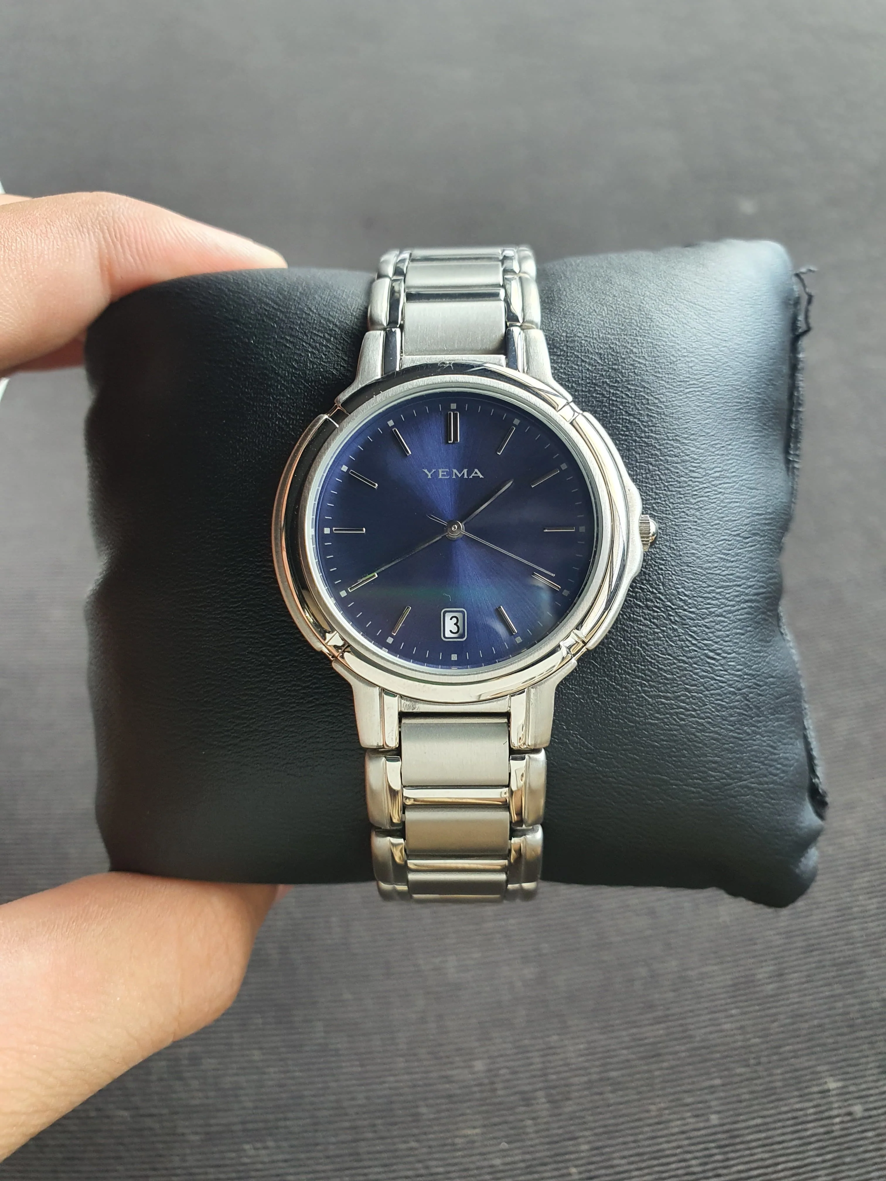Yema Gents Watch Blue Dial 36mm Quartz Watch - Image 5