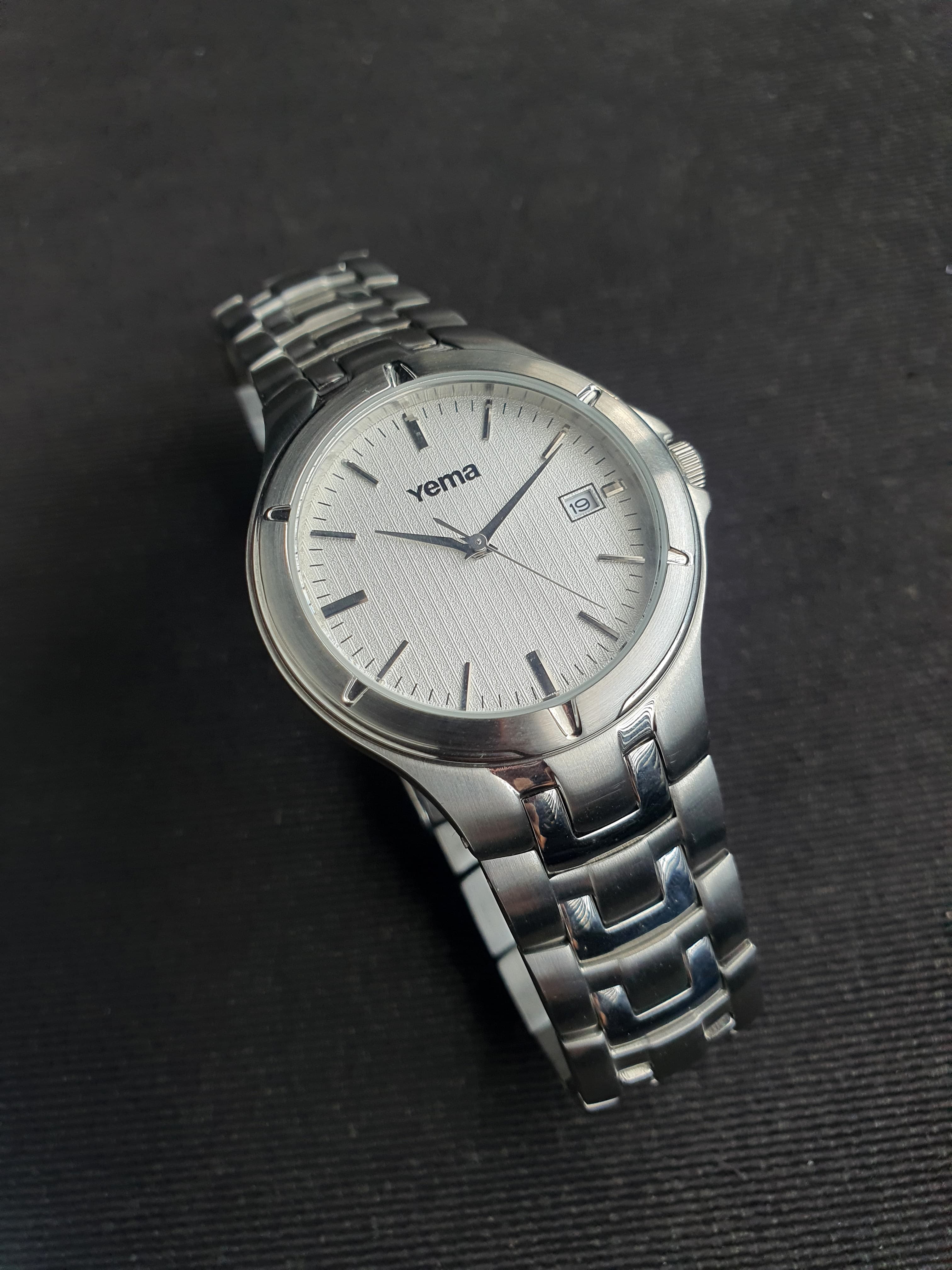 Yema Ladies Watch Silver Chain White Dial 35mm Quartz Watch - Image 4